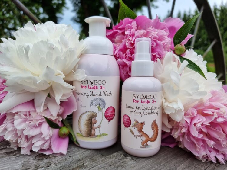 Sylveco Kids pusavastane juuksepalsam lastele + vaarikaga kätepesuvaht
