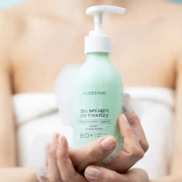 ALOESOVE õrn ja niisutav näopuhastusgeel 190ml